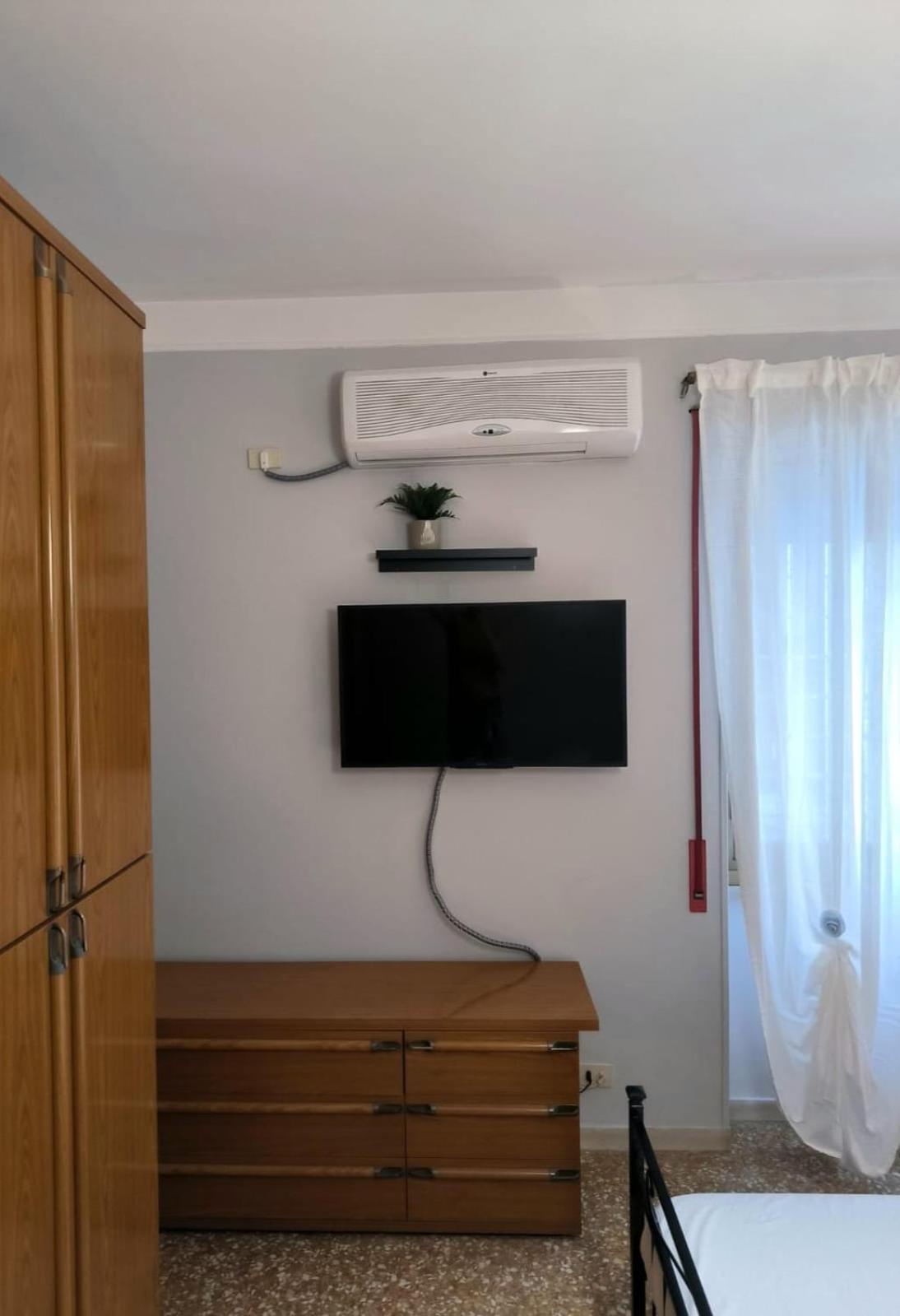 Bilocale In Via Degli Orti Variani Roma Exterior foto